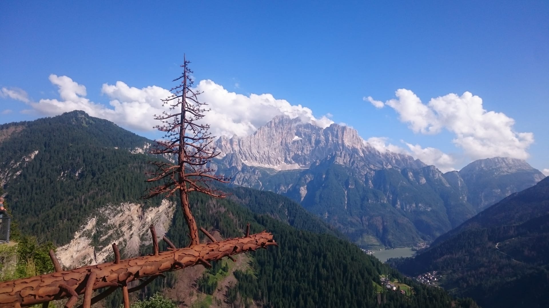Vistas hacia dolomitas