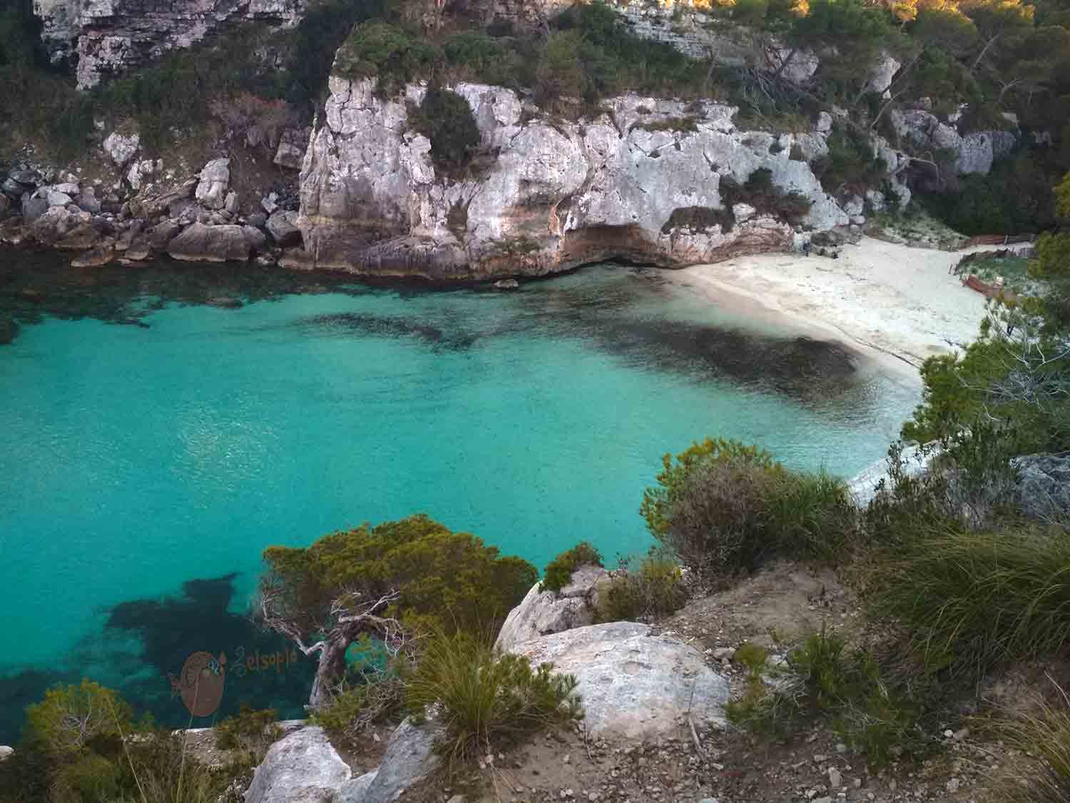 En este momento estás viendo Cami de Cavalls en 7 días: Trekking de autosuficiencia por Menorca